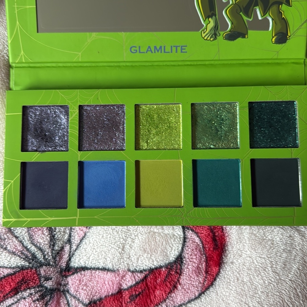Glamlite Scooby-Doo! Palette - Picture 4 of 7